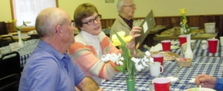 Seniors Host Community Activities, Enjoy Social Time